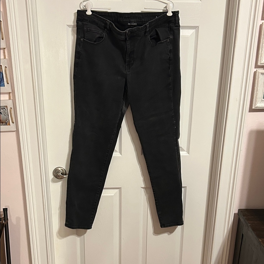 American Eagle Outfitters Women's Dark Jeans